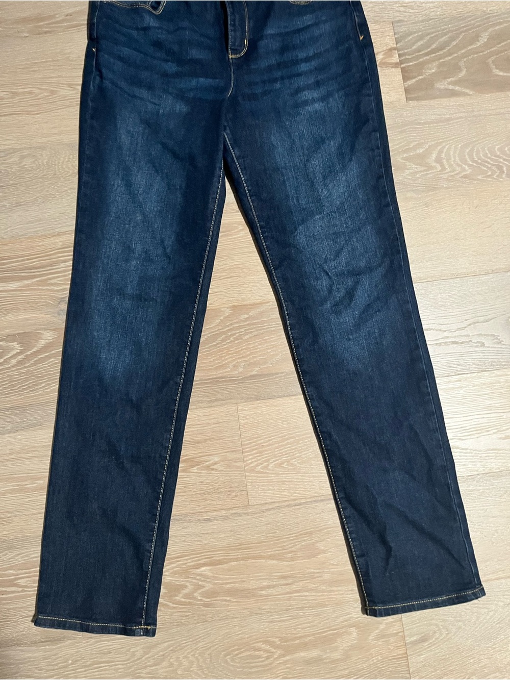 Liz Claiborne Girlfriend Straight Leg Jeans Dark Wash Size 8 Tall Mid Rise - Picture 4 of 7